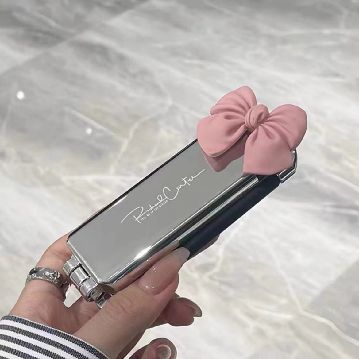 Mini peigne pliable